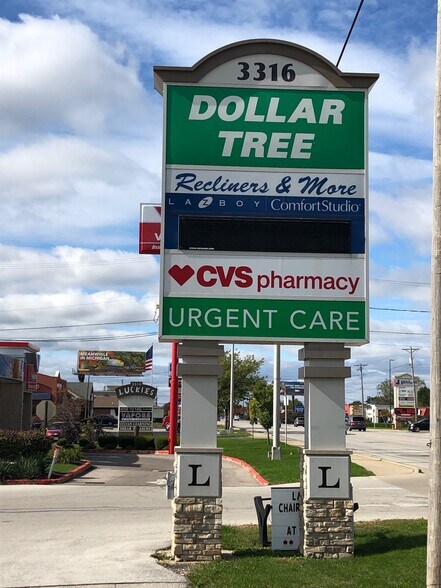 More Photos Of 3316 Navarre Ave, Oregon Storefront For Lease