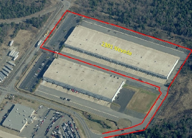More Photos Of 2301 Nevada Blvd, Charlotte Warehouse For Lease