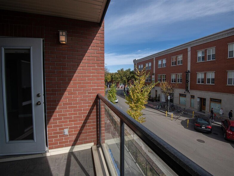More Photos Of 8140 102 St NW, Edmonton Apartments For Lease