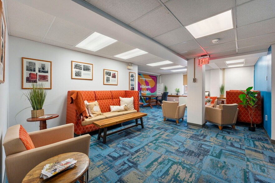 More Photos Of 1 W Market St, Corning Office Residential For Lease