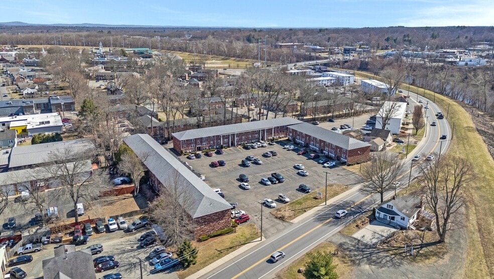 More Photos Of 131-155 River St, West Springfield Apartments For Sale