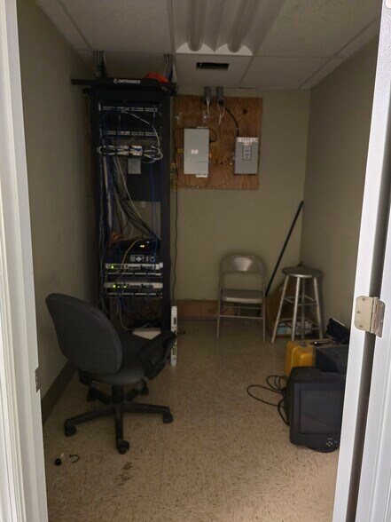 More Photos Of 1777 Mcduff Ave N, Jacksonville Service For Lease