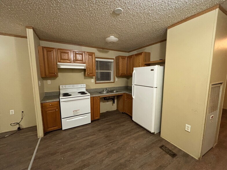 More Photos Of 7008 C R 1500, Shallowater Manufactured Housing Mobile Home Park For Sale