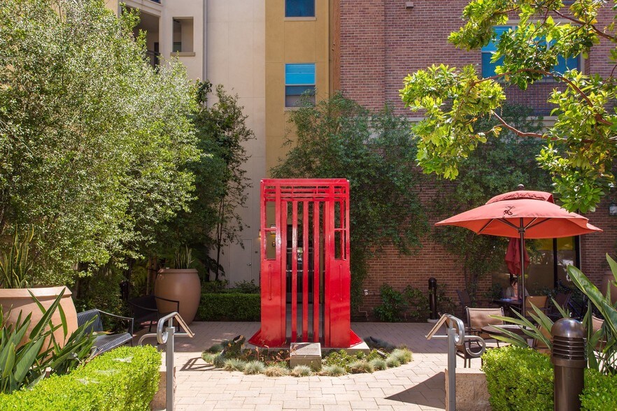 More Photos Of 700 S Myrtle Ave, Monrovia Apartments For Lease