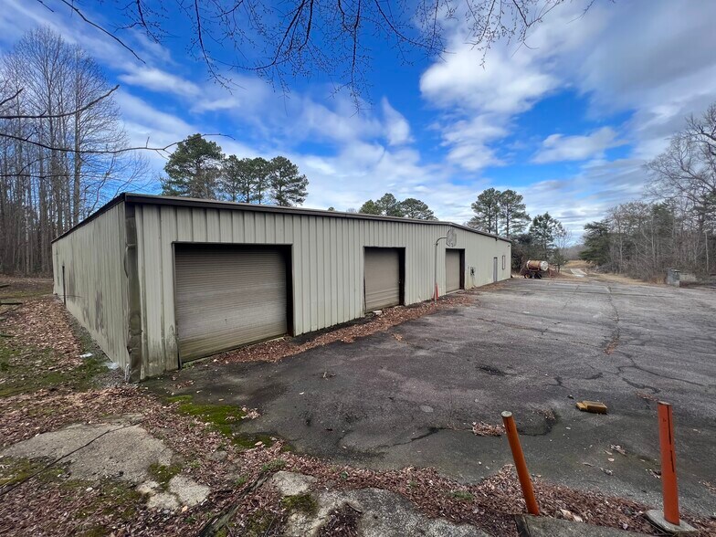 More Photos Of 11949 Hogans Aly, Chester Self Storage For Sale