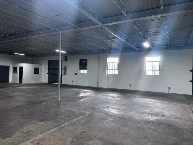 More Photos Of 1330 W Beaver St, Jacksonville Service For Lease