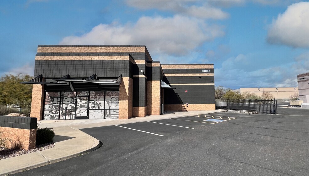 More Photos Of 23047 N 15th Ln, Phoenix Service For Lease