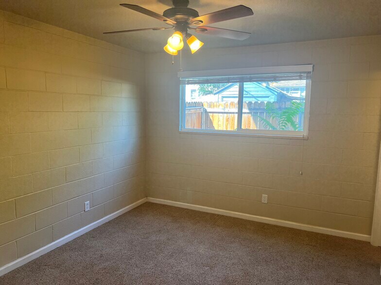 More Photos Of 357 Roberts St, Reno Apartments For Sale