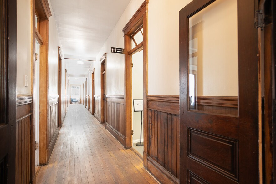 More Photos Of 479 B St, Biggs Storefront Retail Office For Sale