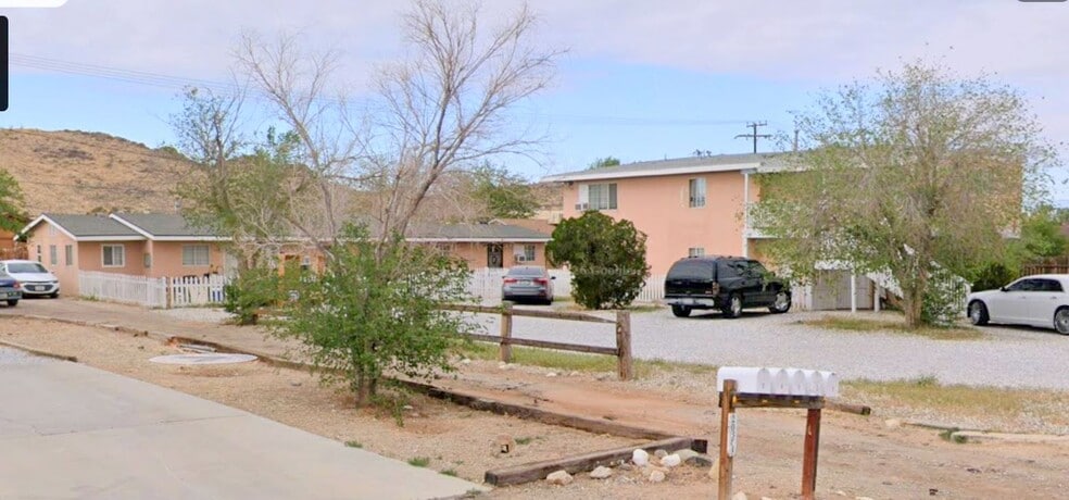 More Photos Of 20365 Broken Bow Rd, Apple Valley Apartments For Sale