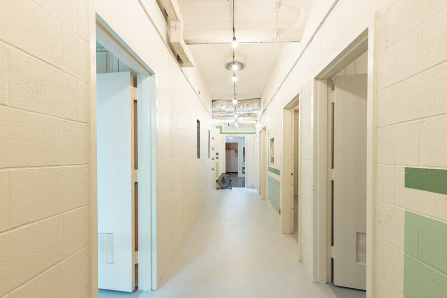 More Photos Of 8871 Griffith Rd, Nashville Warehouse For Sale