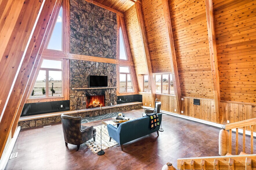 More Photos Of 13231 Dillon St, Brighton Specialty For Sale