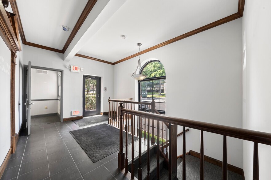 More Photos Of 607 Easton Rd, Willow Grove Medical For Lease