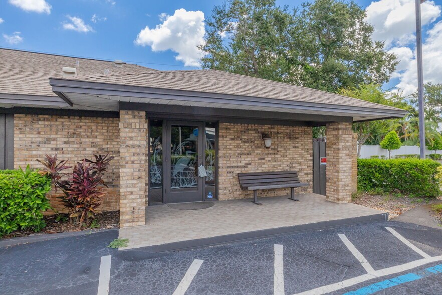 More Photos Of 1701 66th St N, Saint Petersburg Medical For Lease