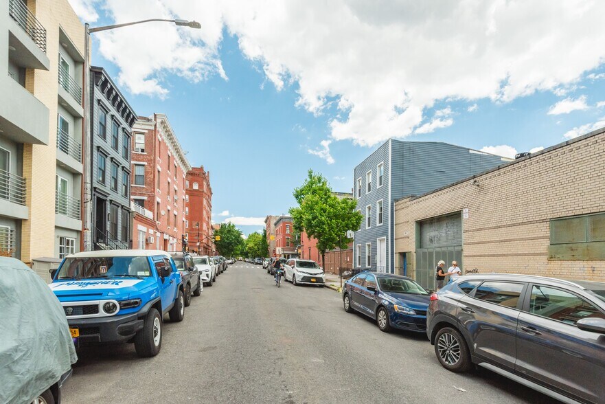 More Photos Of 76 Java St, Brooklyn Apartments For Sale