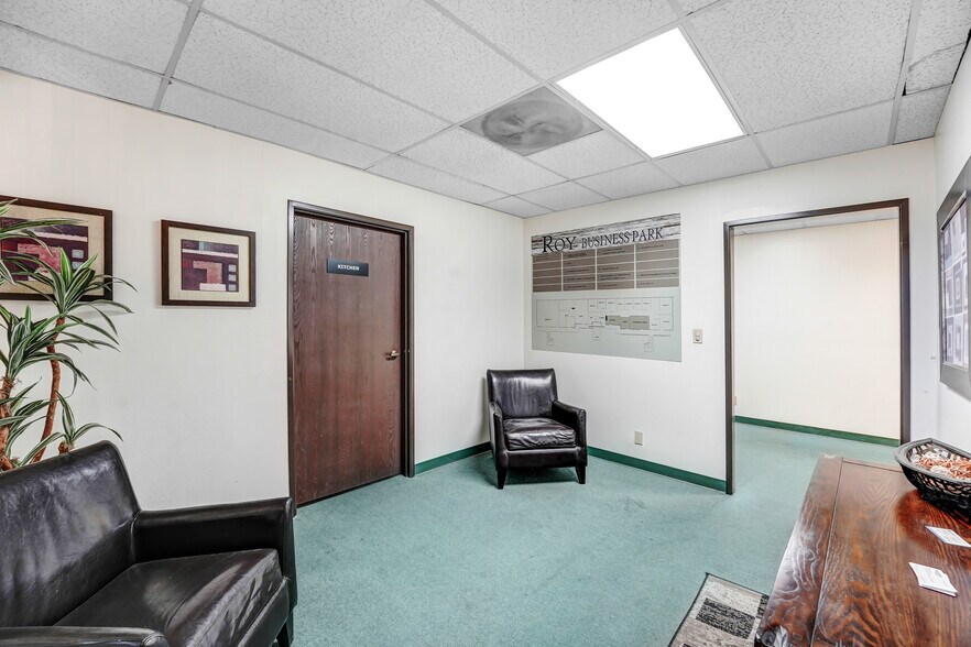 More Photos Of , Palmdale Office For Sale