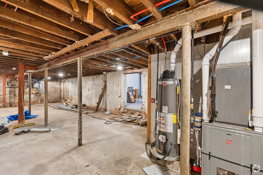 More Photos Of 7-9 Watsessing Ave, Bloomfield Storefront Retail Residential For Sale
