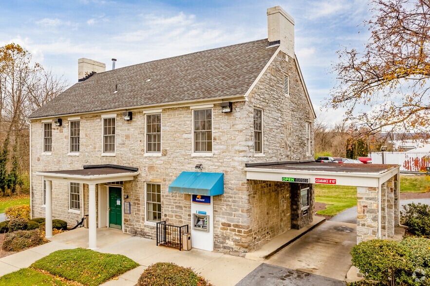 Primary Photo Of 1700 Rosemont Ave, Frederick Bank For Sale