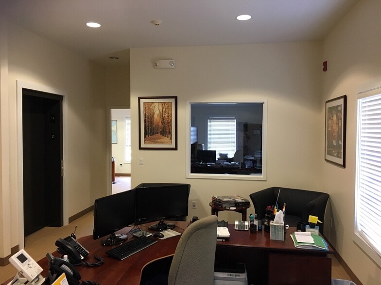More Photos Of 76 Tokeneke Rd, Darien Office For Sale