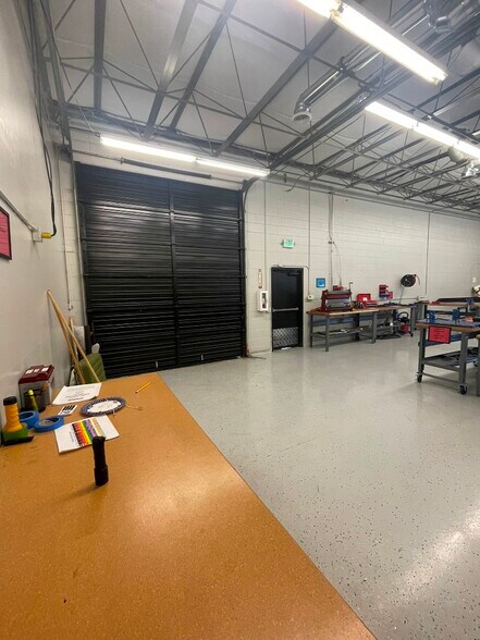 More Photos Of 3555-3559 W Wright St, Boise Light Manufacturing For Lease