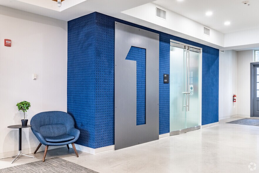 More Photos Of 11211 Taylor Draper Ln, Austin Office For Lease