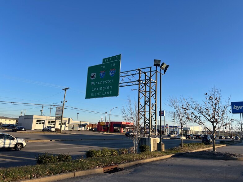 More Photos Of 750 E New Circle Rd, Lexington General Retail For Sale