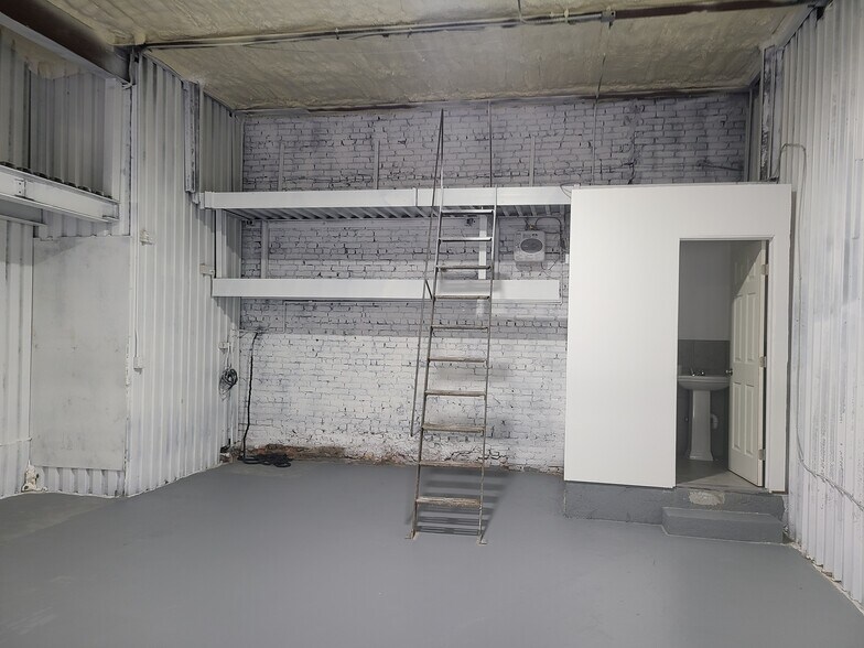 More Photos Of 67 Sackett St, Brooklyn Warehouse For Lease