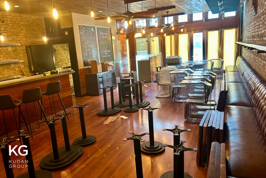 More Photos Of 2152 N Damen Ave, Chicago General Retail For Sale