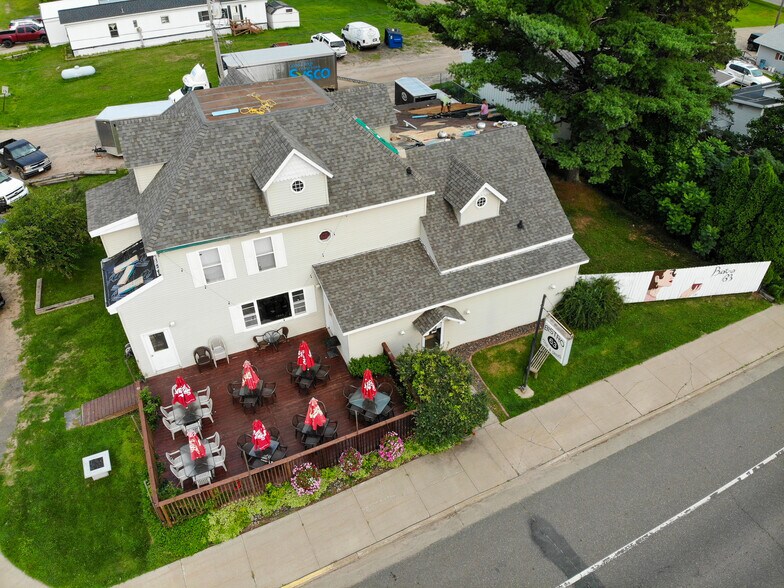 More Photos Of 2982 US Highway 63, Barronett Restaurant For Sale