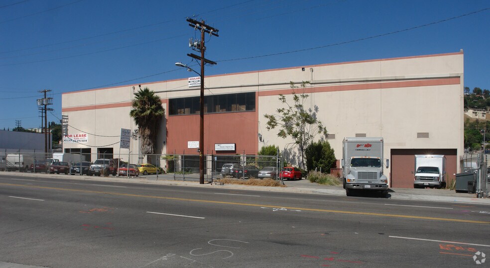 More Photos Of 1550 N San Fernando Rd, Los Angeles Warehouse For Lease