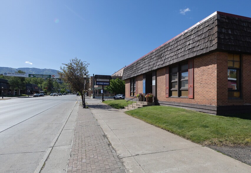 More Photos Of 401 Lincoln Ave, Steamboat Springs Office Residential For Sale