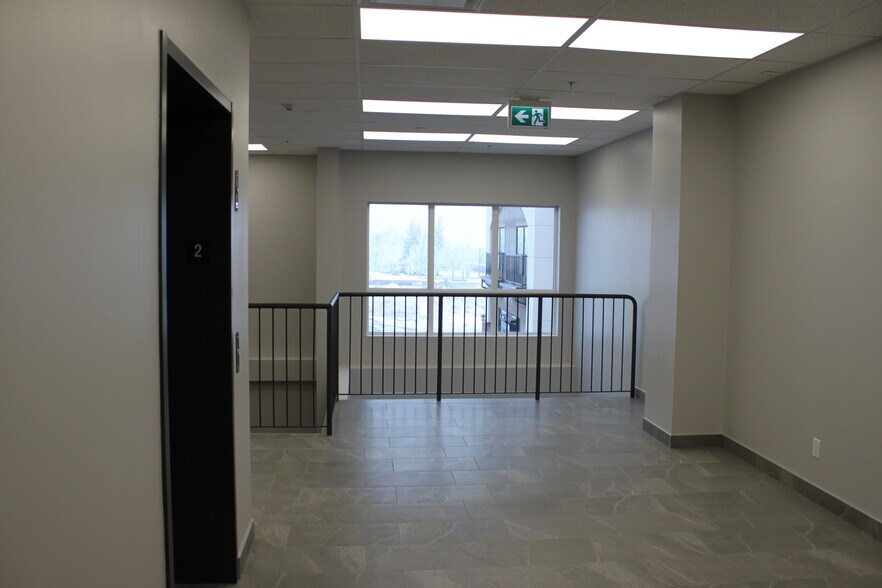 More Photos Of 5302 50 St, Beaumont Storefront Retail Office For Lease