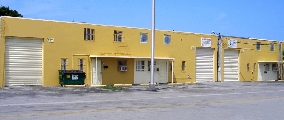 More Photos Of 653 W 27th St, Hialeah Unknown For Lease
