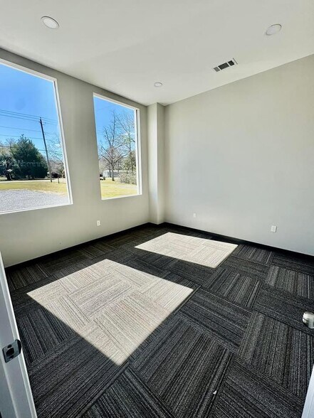 More Photos Of 6182 Highway 198 E, Lucedale Office For Lease