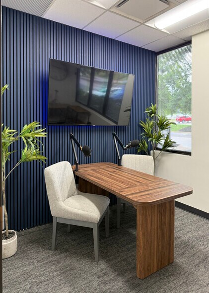 More Photos Of 7003 Chadwick Dr, Brentwood Office For Lease