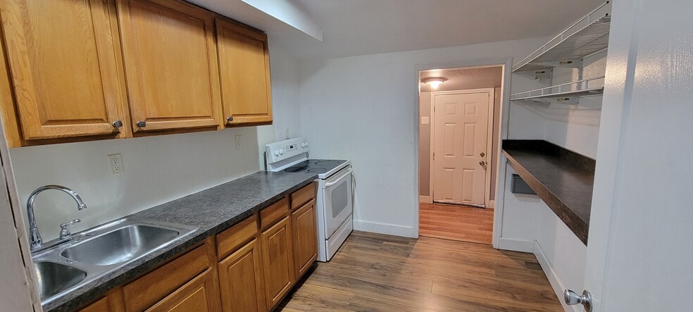 More Photos Of 1901 W Sligh Ave, Tampa Office For Sale