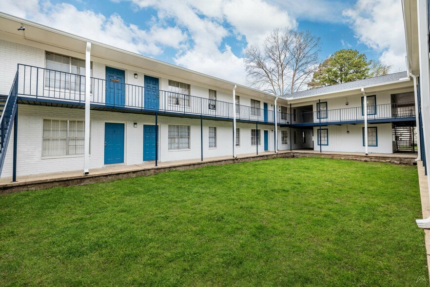More Photos Of 3417-3443 Spottswood Ave, Memphis Apartments For Sale