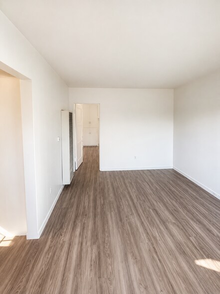 More Photos Of 4637 Larkspur St, San Diego Apartments For Sale