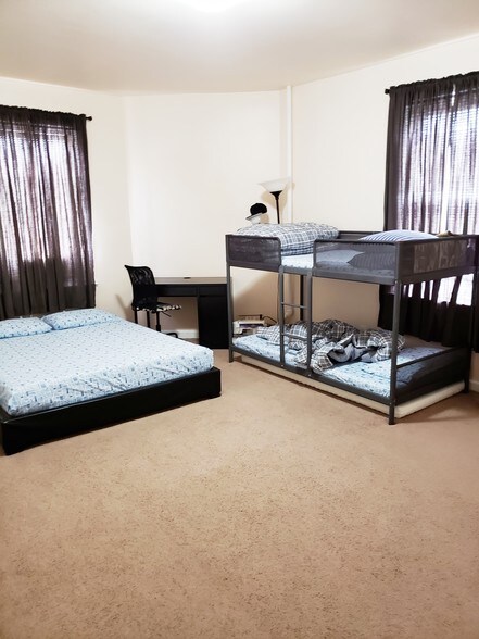 More Photos Of 69 Starbuck St, Staten Island Apartments For Sale