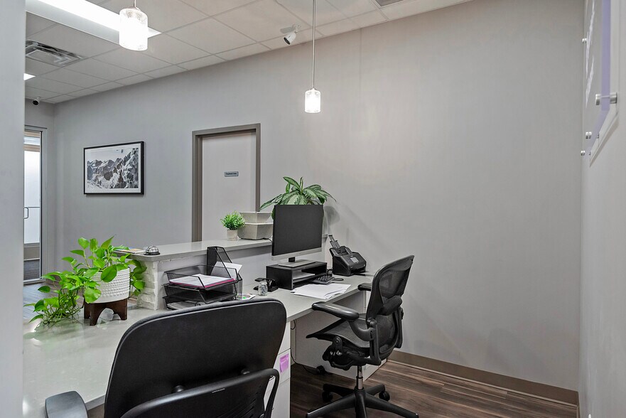 More Photos Of 320 W River Park Dr, Provo Medical For Sale