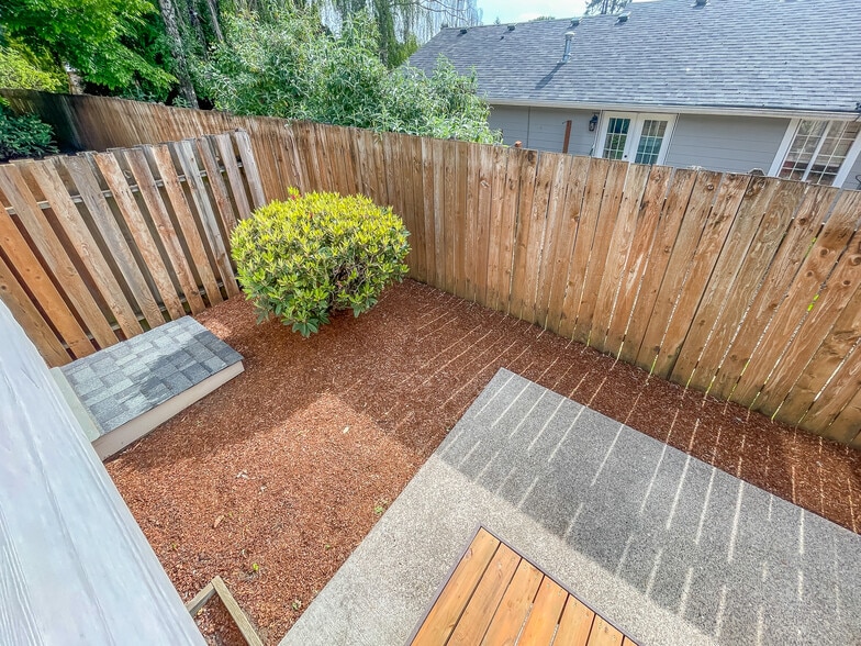 More Photos Of 133-143 Friendship Ave SE, Salem Apartments For Sale