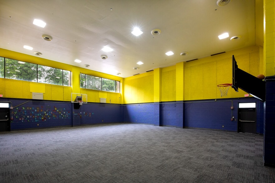More Photos Of 3500 Riverside Dr, Macon-Bibb Religious Facility For Sale