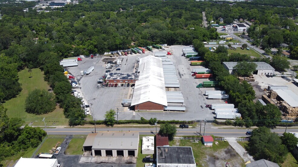 More Photos Of 900 Canal St, Jacksonville Distribution For Lease