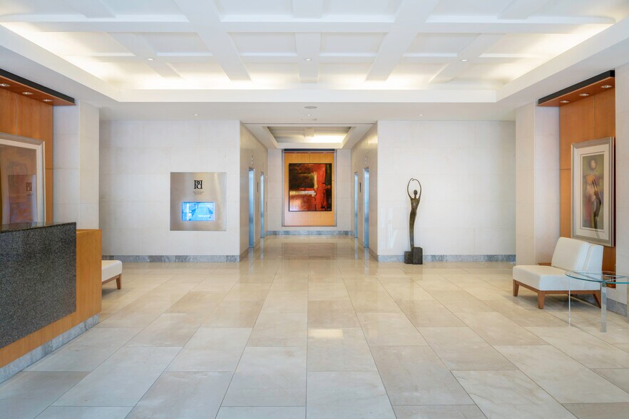 More Photos Of 701 8th St NW, Washington Office For Lease