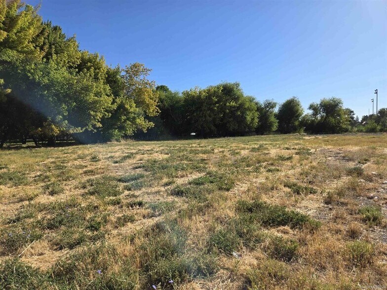 Primary Photo Of 1107 Main St, Susanville Land For Sale