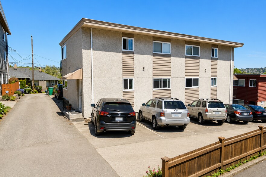 More Photos Of 2707 W Jameson St, Seattle Apartments For Sale