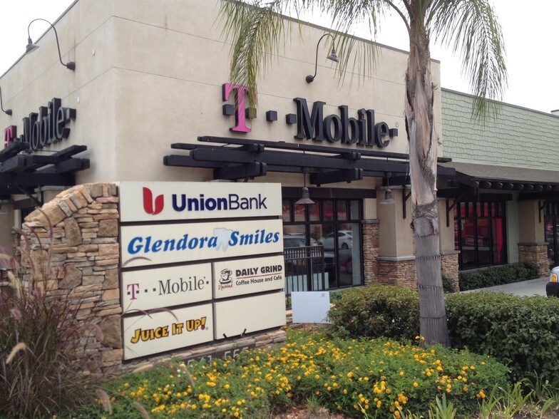 More Photos Of 541-555 S Grand Ave, Glendora Freestanding For Lease