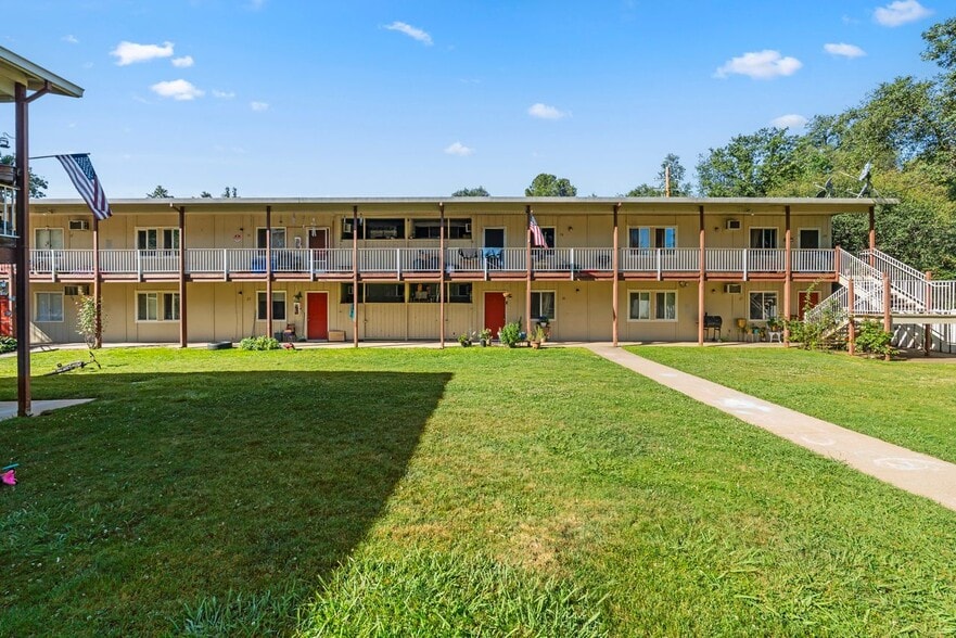 Primary Photo Of 311 Fairview Ln, Sonora Apartments For Sale