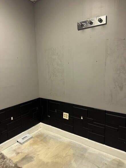 More Photos Of 7685 Hacks Cross Rd, Olive Branch Unknown For Lease