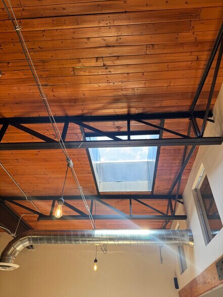 More Photos Of 2570 W 8th Ave, Denver Warehouse For Sale